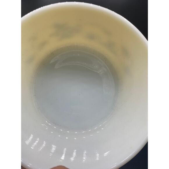 Vintage Pyrex #475-B 2.5 qt Casserole Dish with Lid Shenandoah Pattern Cream - Picture 6 of 7